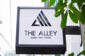 Гостиница The Alley Hostel  Нхатранг